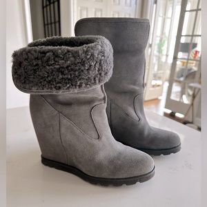 Gray UGG Kyra Boots Size 6.5